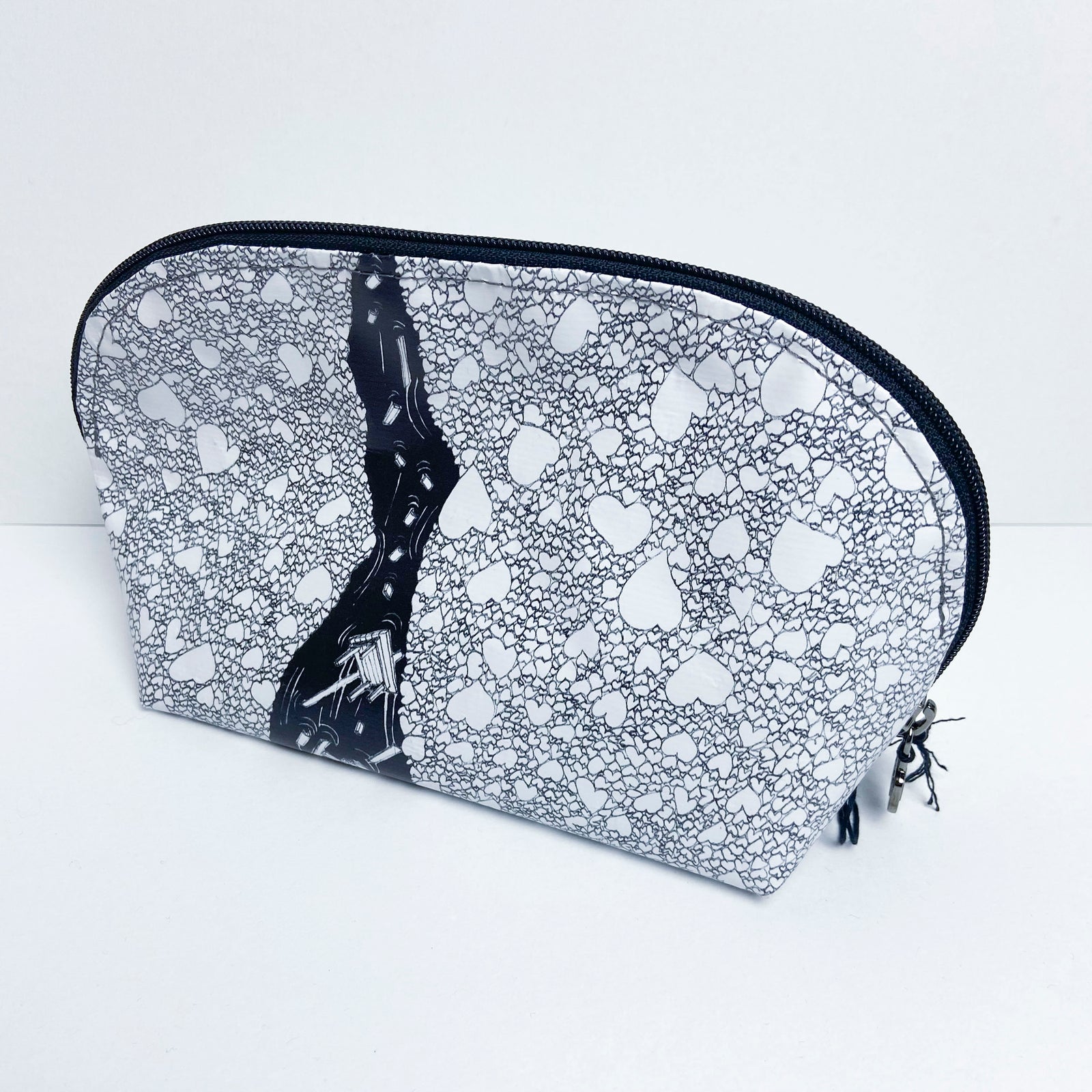 MOON FV-B01 model clutch bag