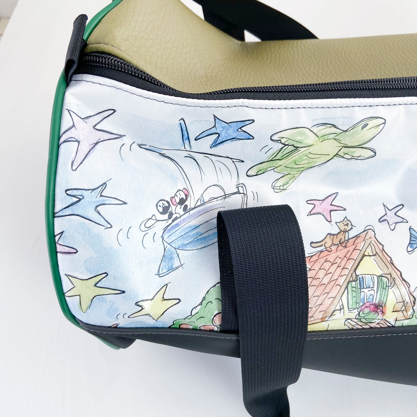 Tin Medium model bag FV1660