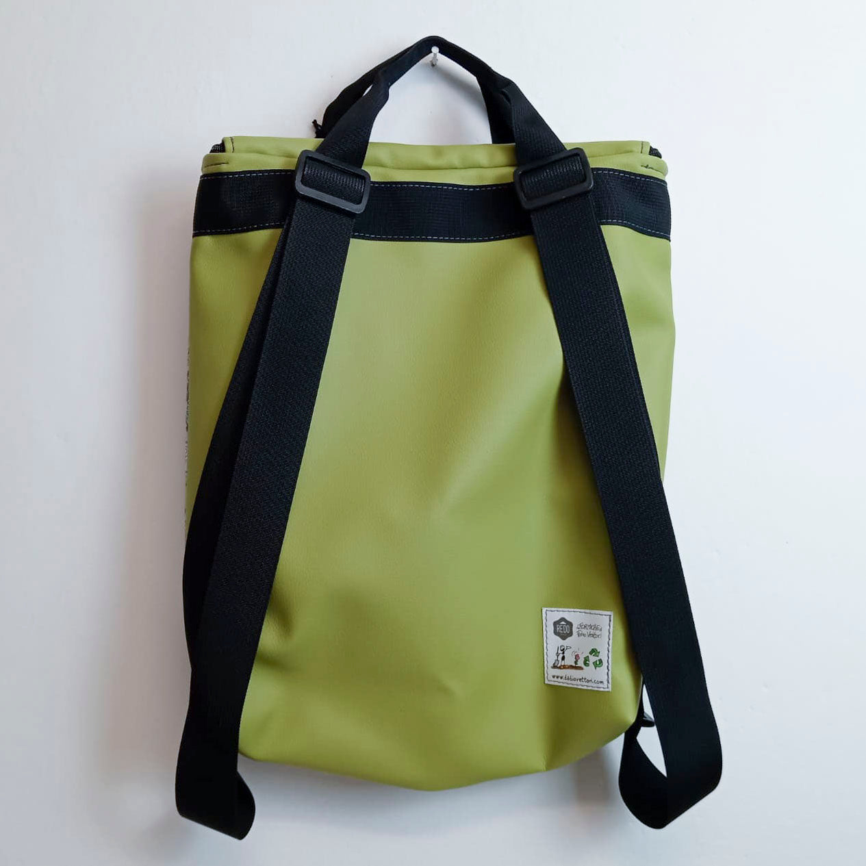 Top model backpack bag FV8386