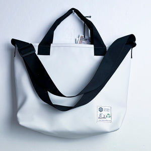 Borsa Tracolla modello FAT con tasca esterna FV4386