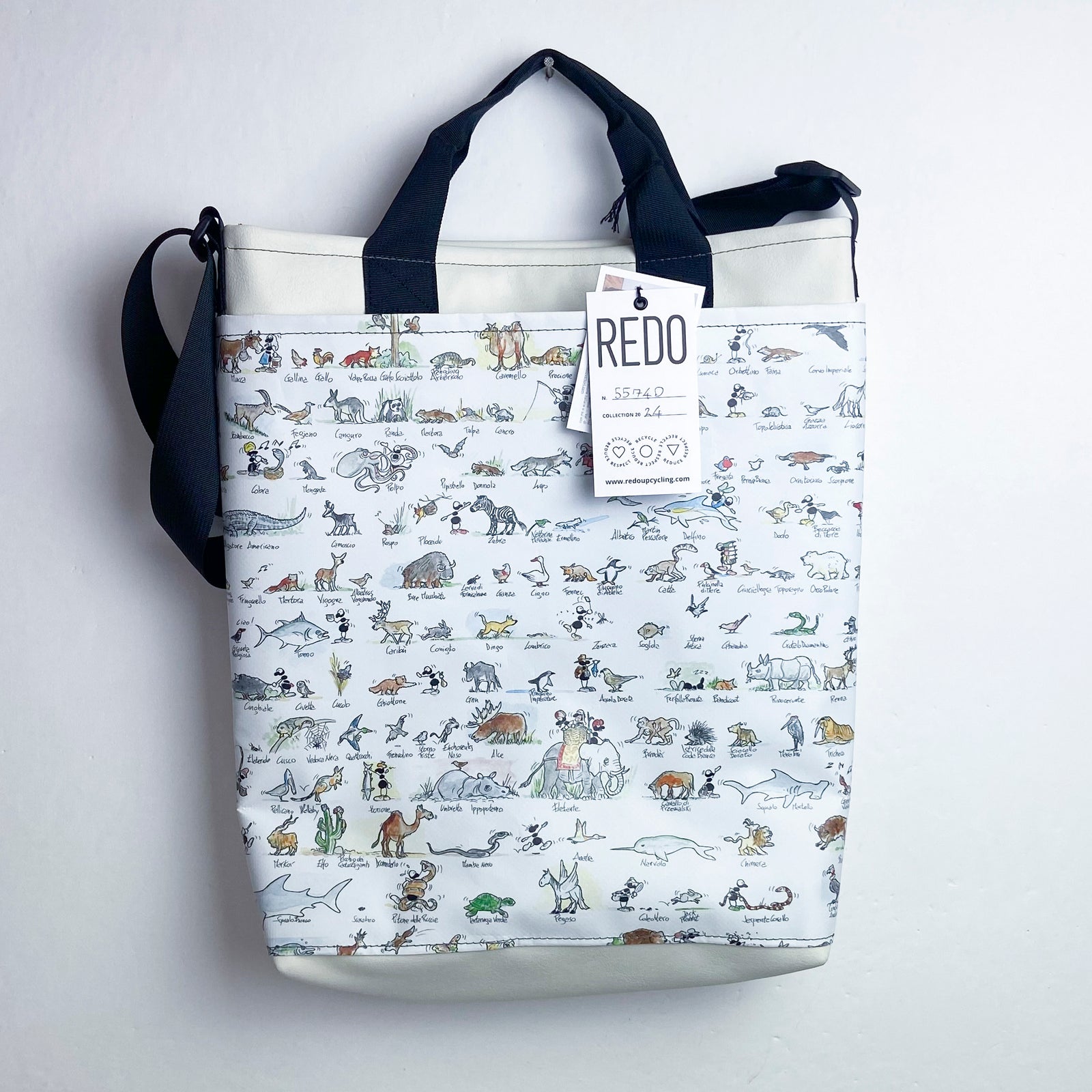 TRAC model shoulder bag with external pocket FV5586