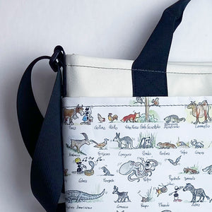 TRAC model shoulder bag with external pocket FV5586