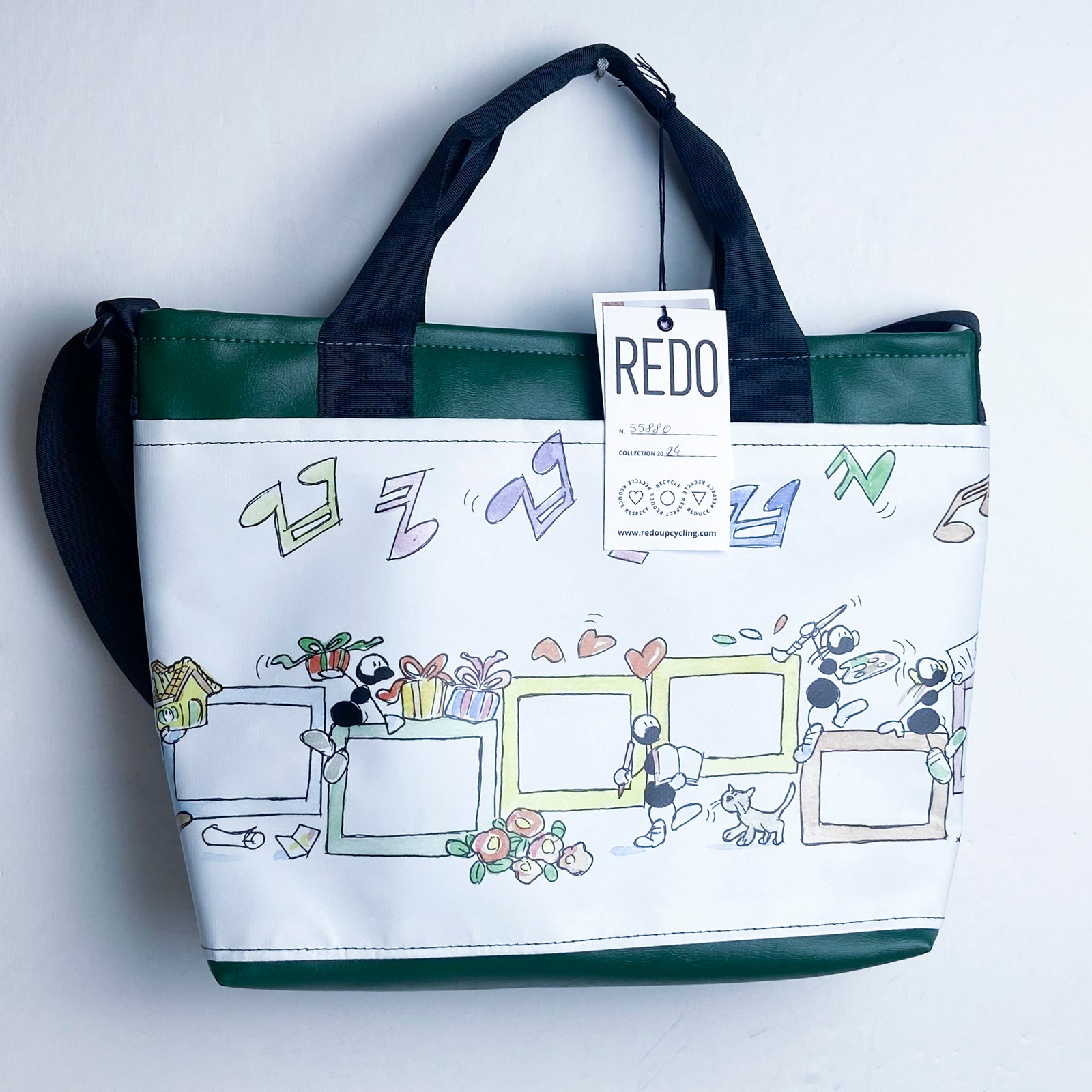 FAT model shoulder bag with external pocket FV5588