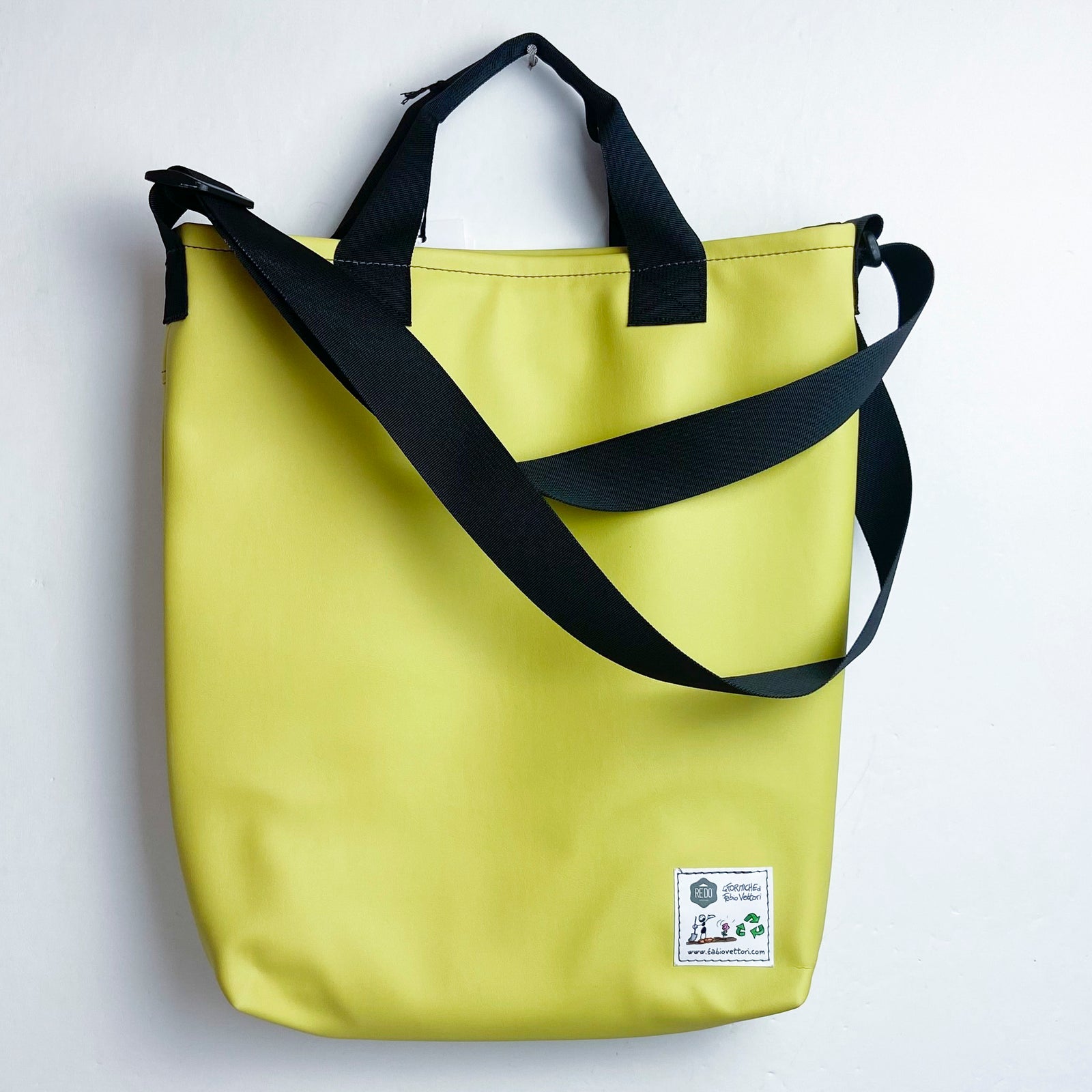 Shoulder bag model TRAC MIX FV5606