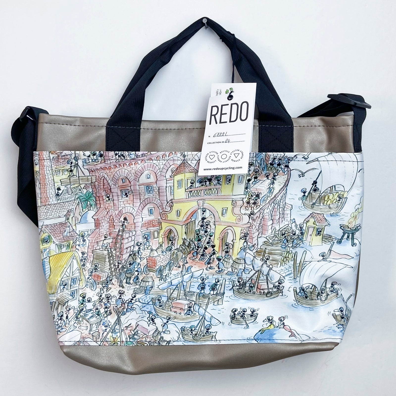 FAT model shoulder bag with external pocket FV6722