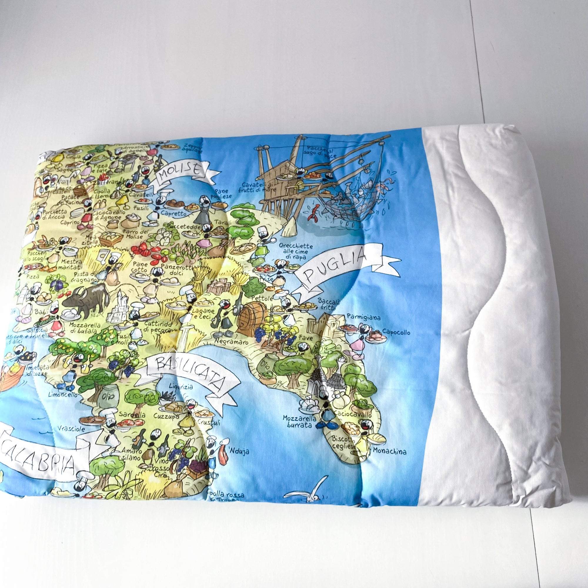Padded quilted plaid with "Italy of flavors" theme