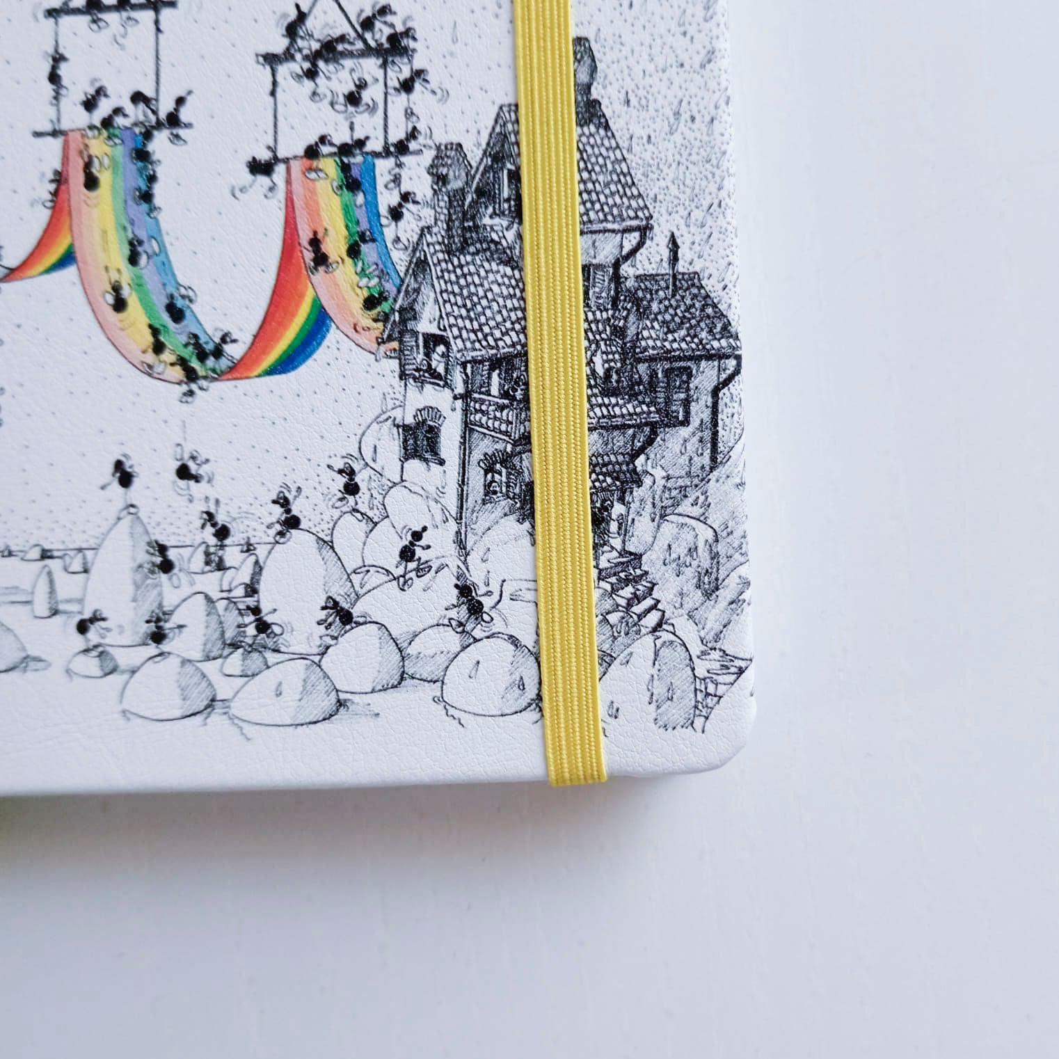 Taccuino Artistico – Sketchbook Formato A6 Soggetto "Arcobaleno" (FV44-02)