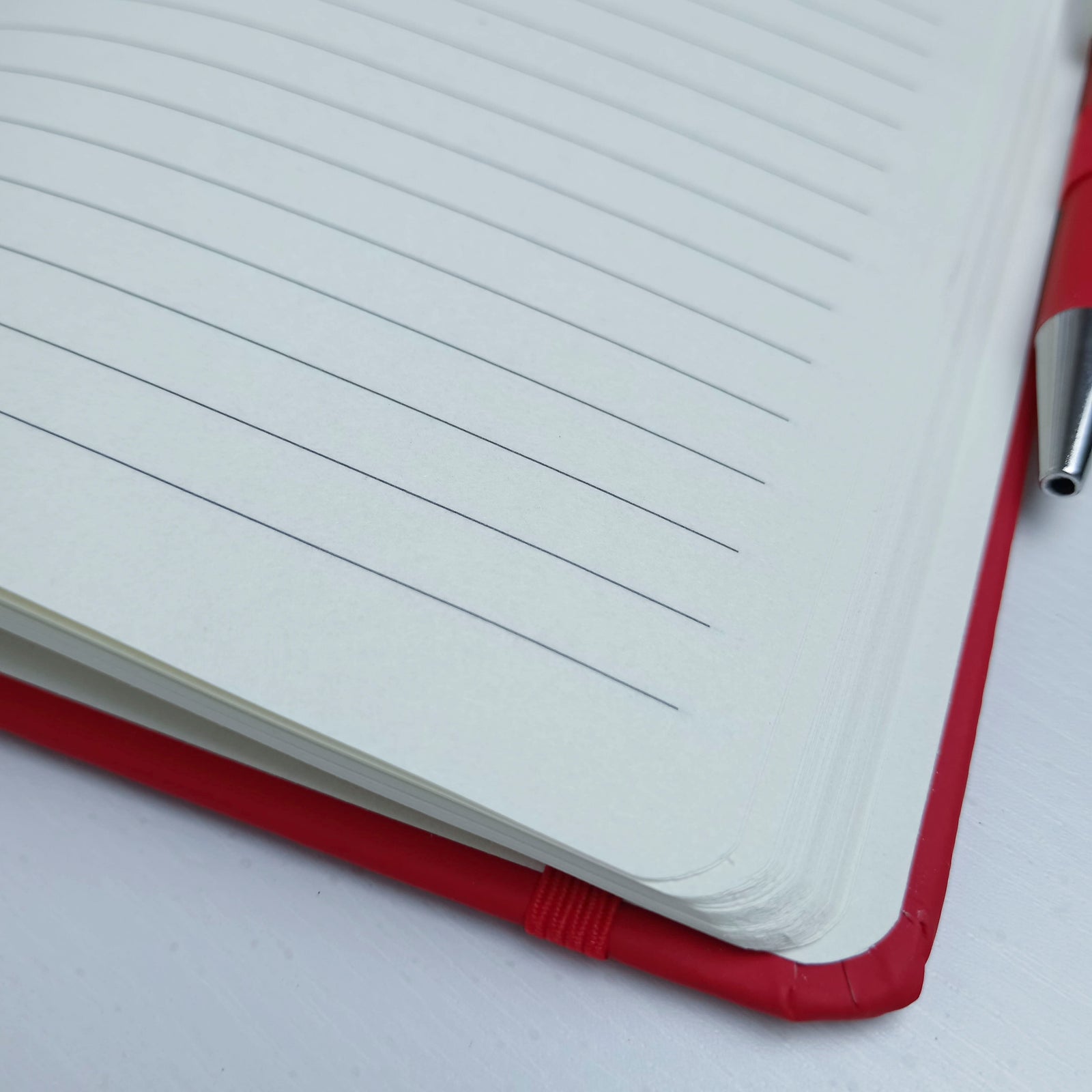 Customizable A5 Notebook with pen subject "4-Legged Diary - Cats"