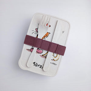 Lunch Box with Cutlery Holder Band Personalized with "Cats" Theme