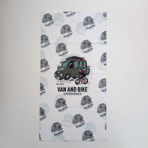 Multi-scarf neck warmer in polyester with the subject "What ant are you?"