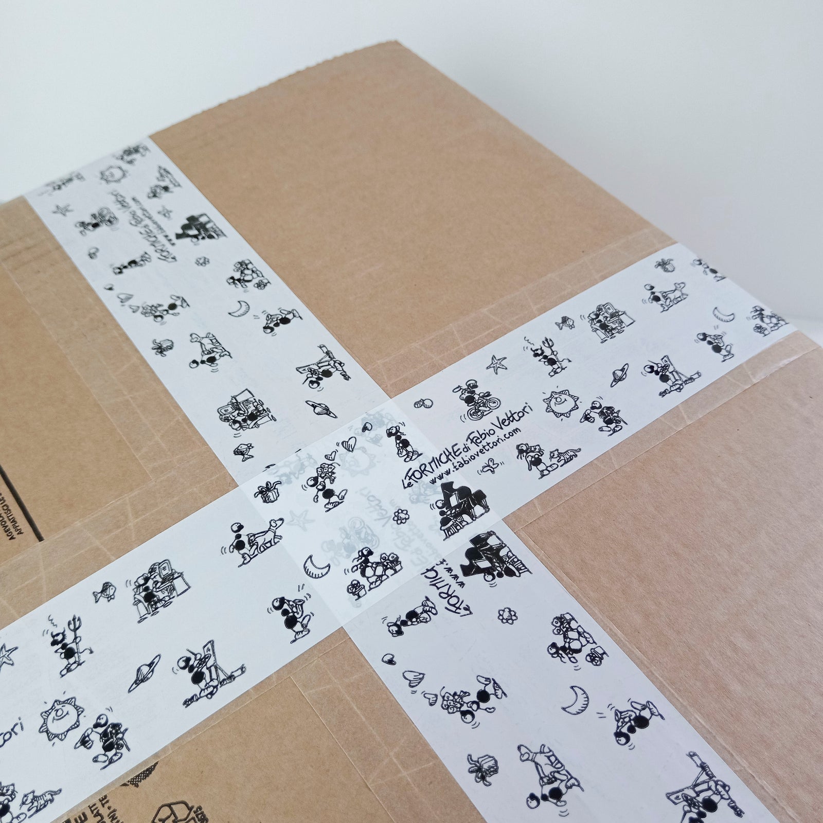 Scotch Nastro Adesivo da Pacchi Personalizzato Le Formiche di Fabio Vettori