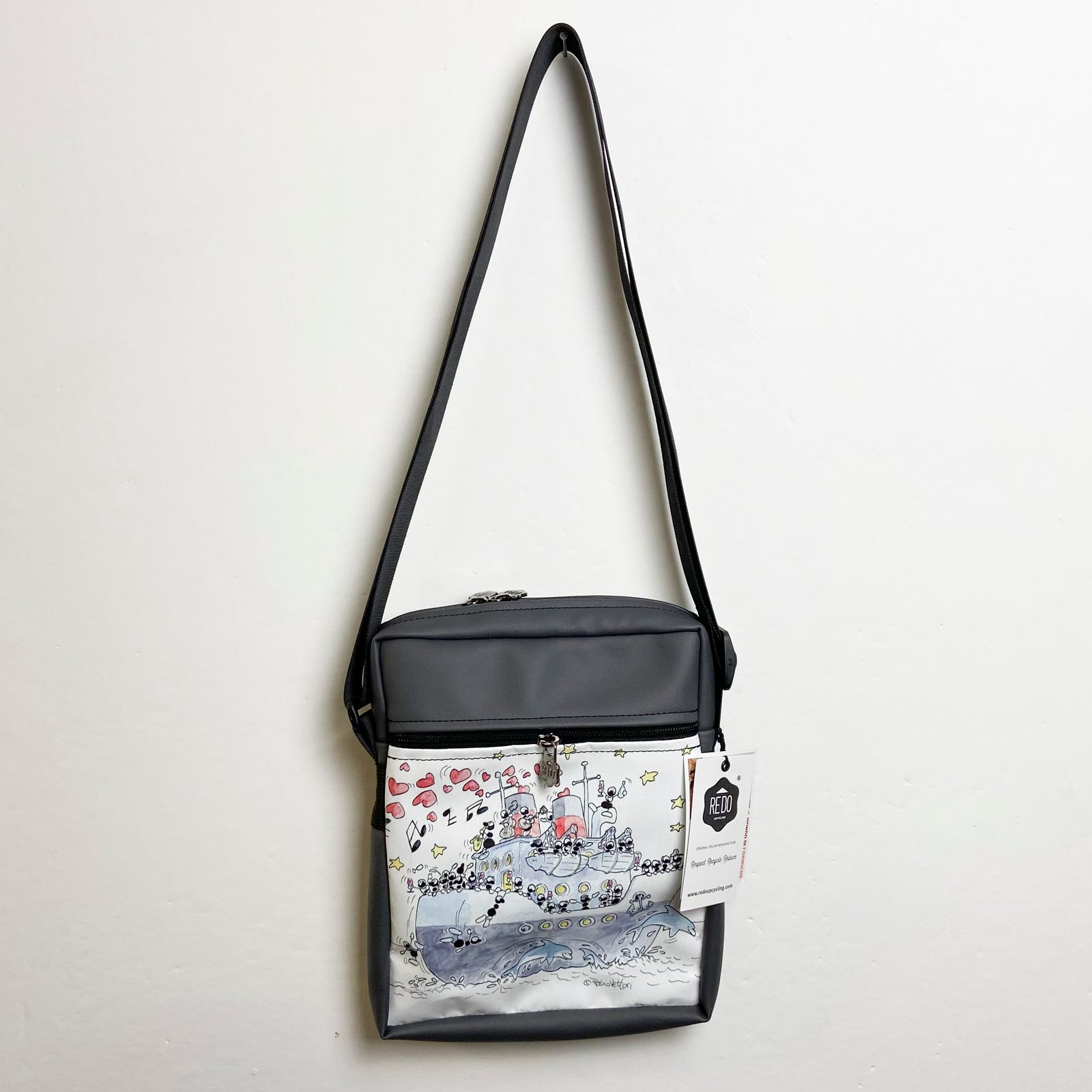Shoulder bag model TRIO FV8970