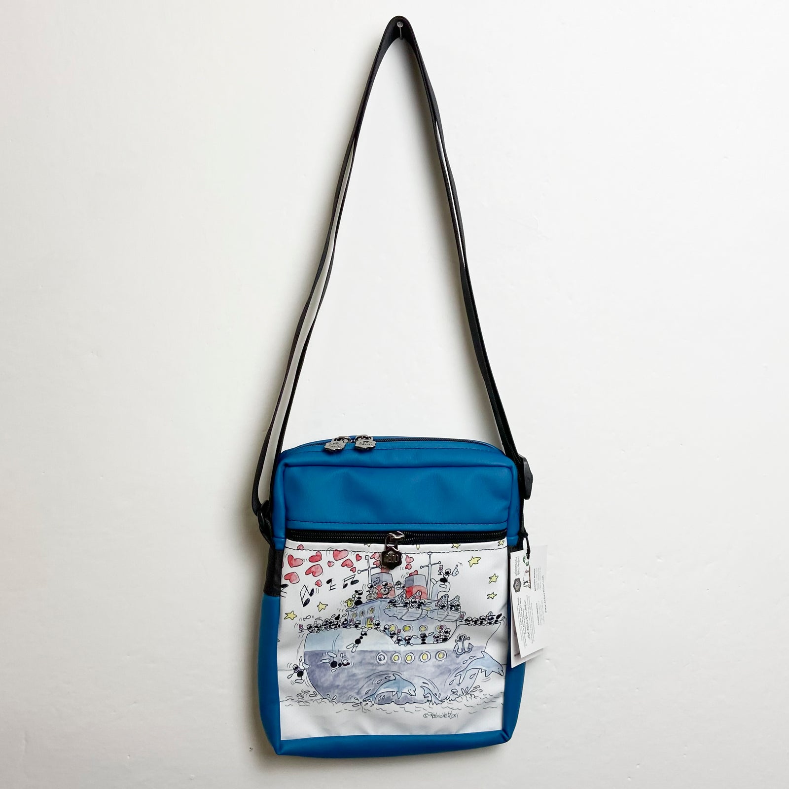 Shoulder bag model TRIO FV8972