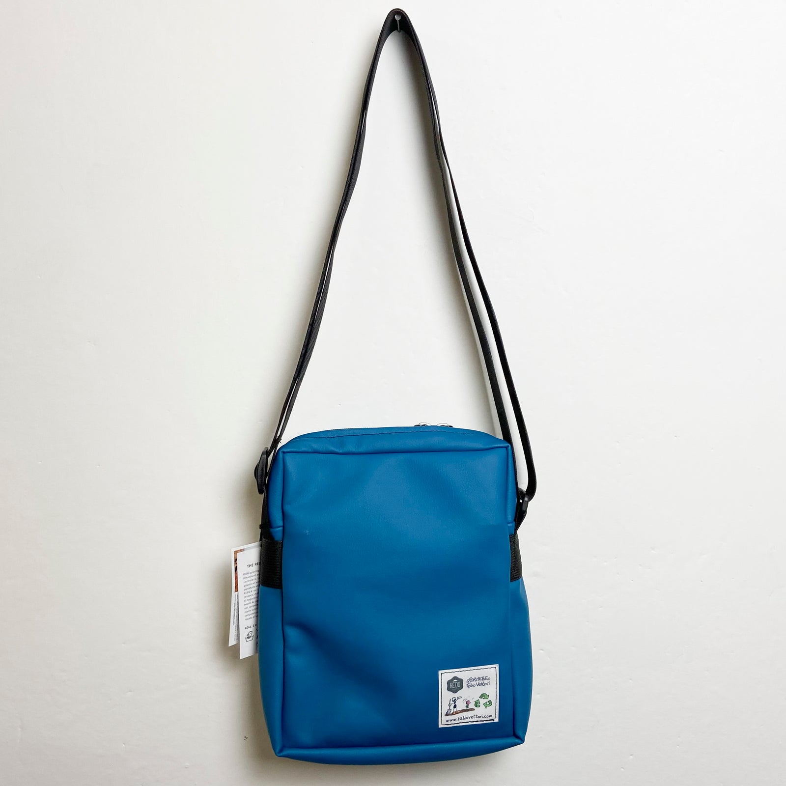 Shoulder bag model TRIO FV8972