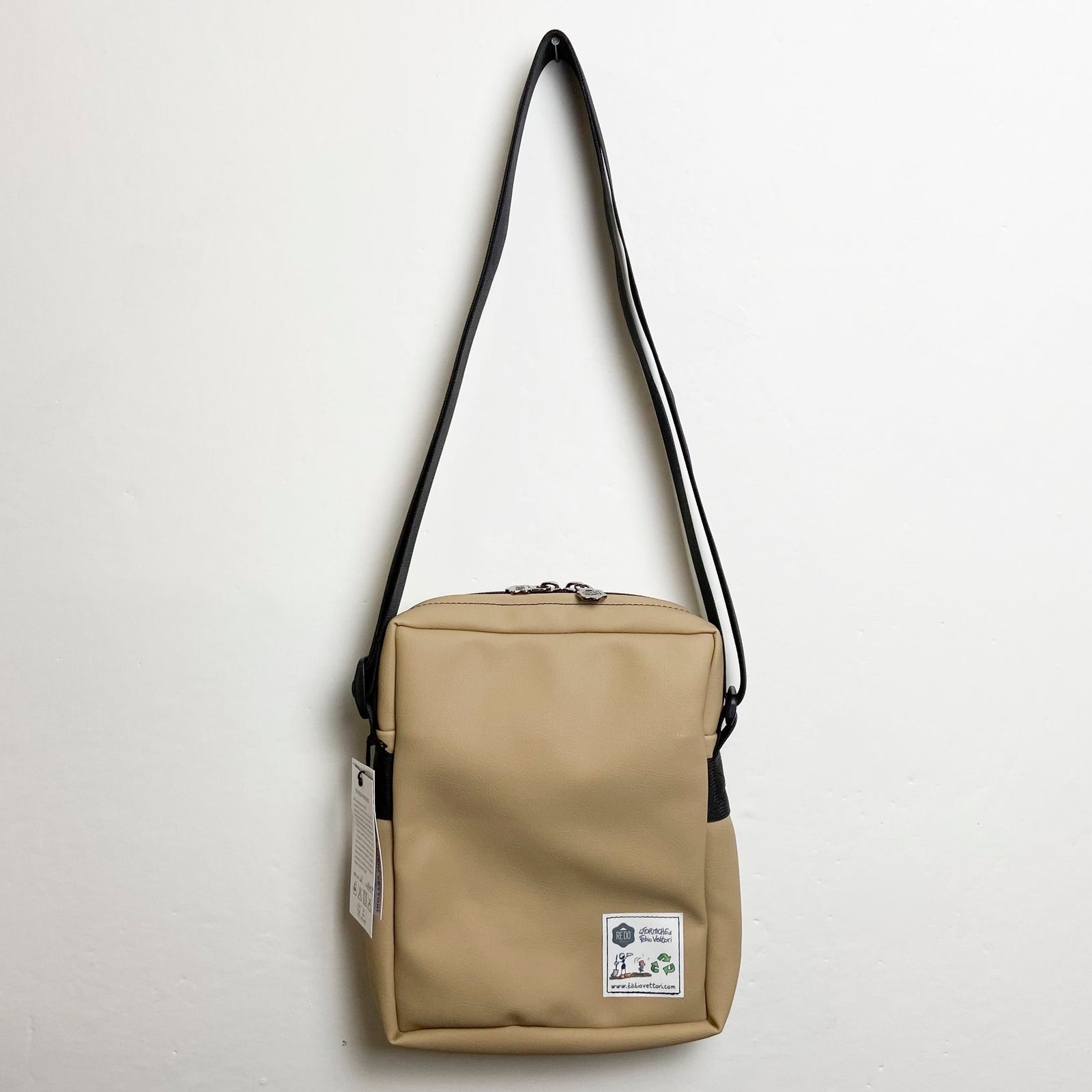 Shoulder bag model TRIO FV8975