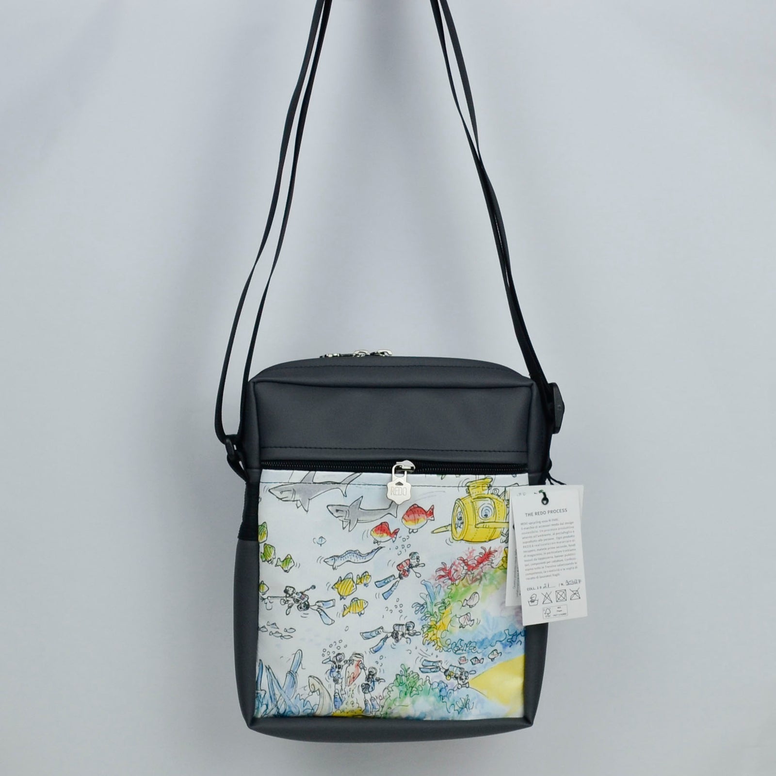 Shoulder bag model TRIO FV9039