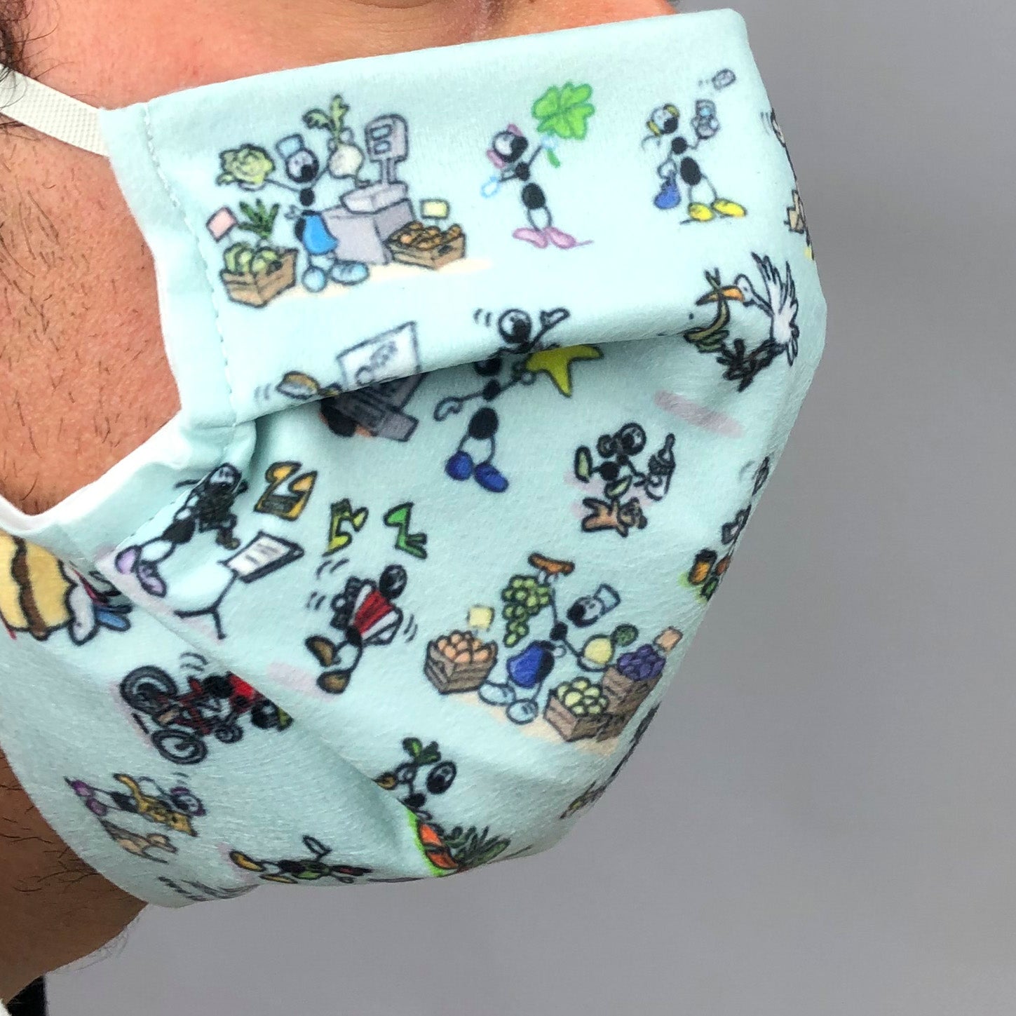 Washable and reusable fabric mask