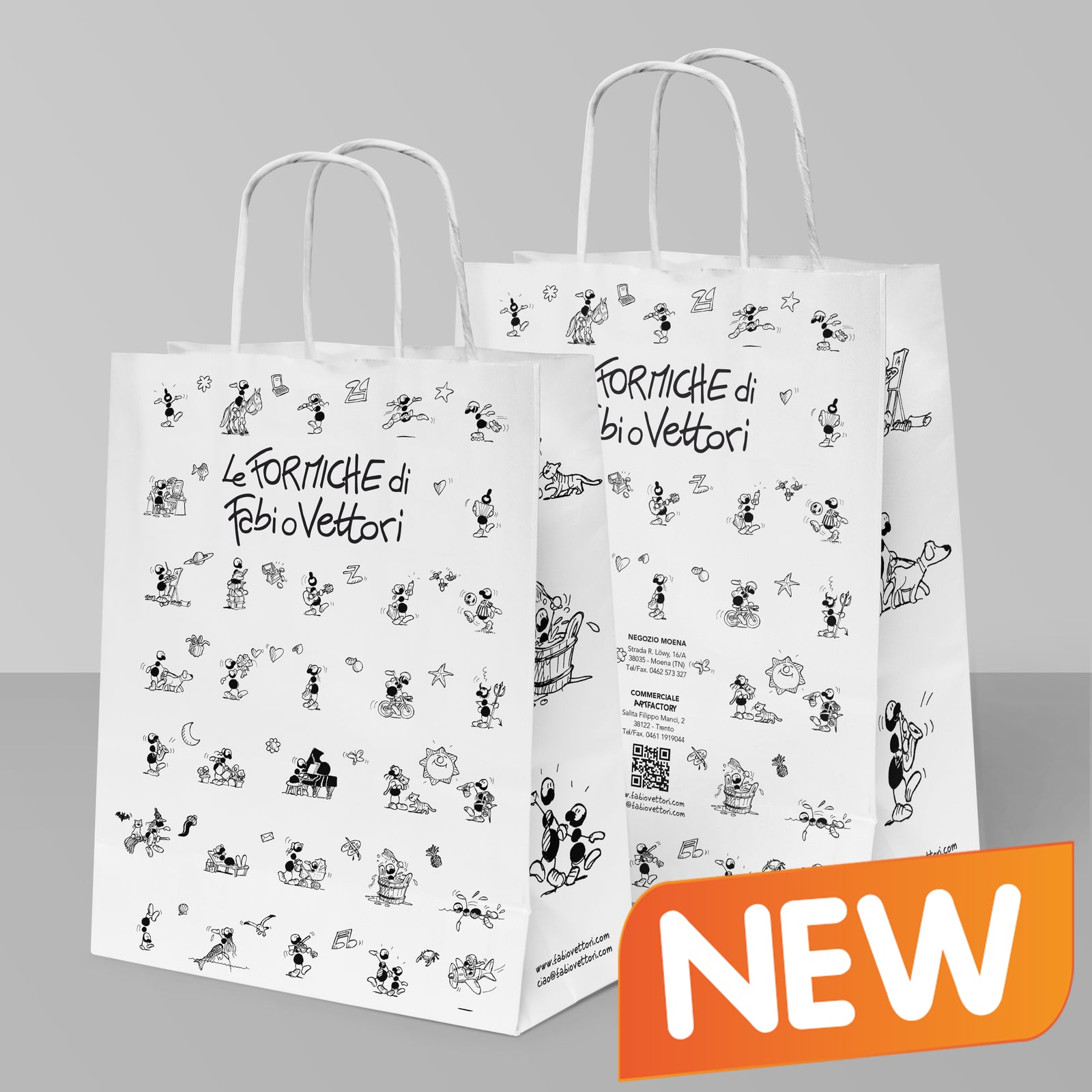 Gift paper shopper bag with twisted handle