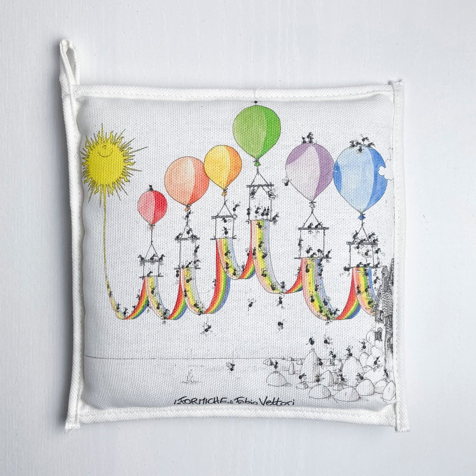 Kitchen pot holder "Rainbow" motif