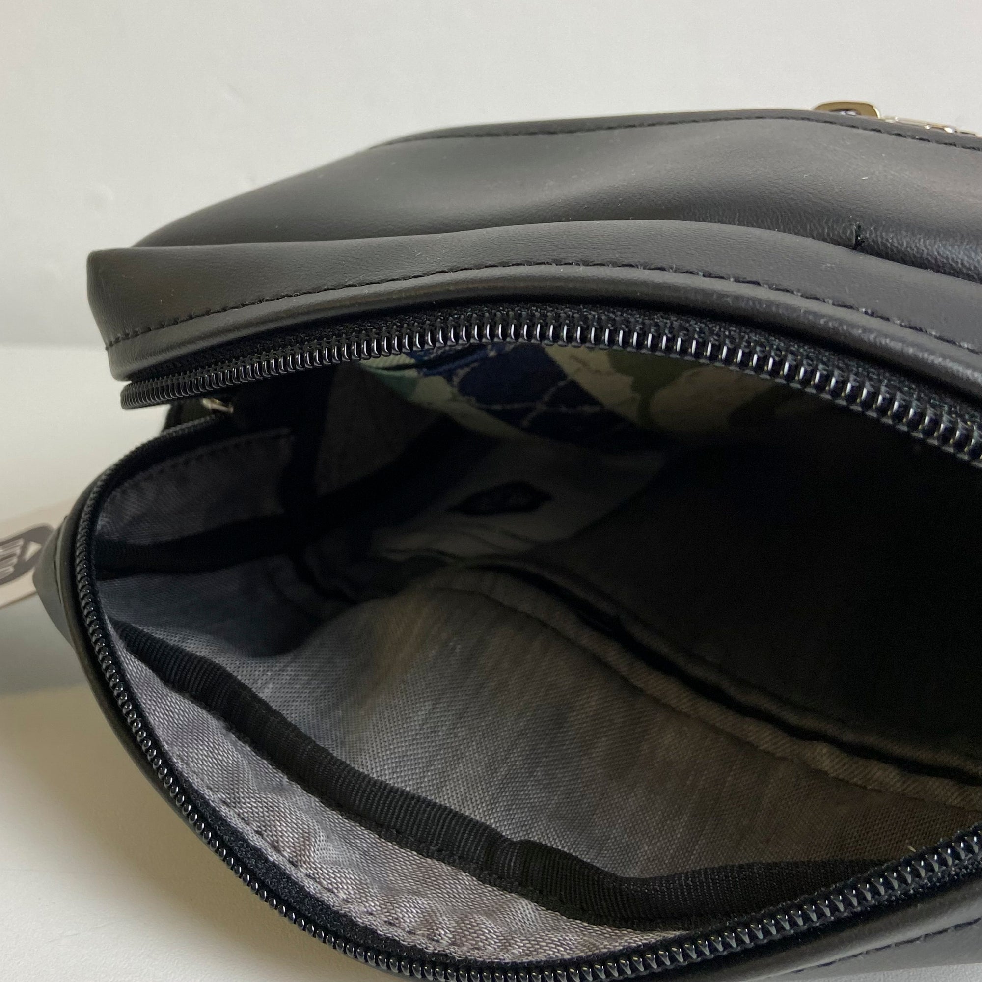 Shoulder bag model TRIO FV8972